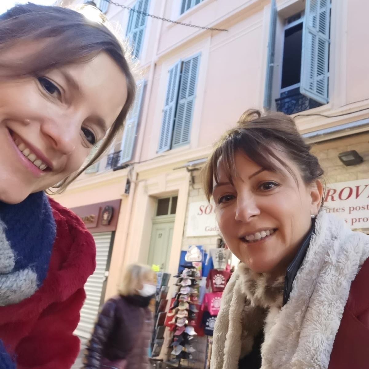 go-salut-les-filles-comment-s-est-pass-votre-long-week-end-vous