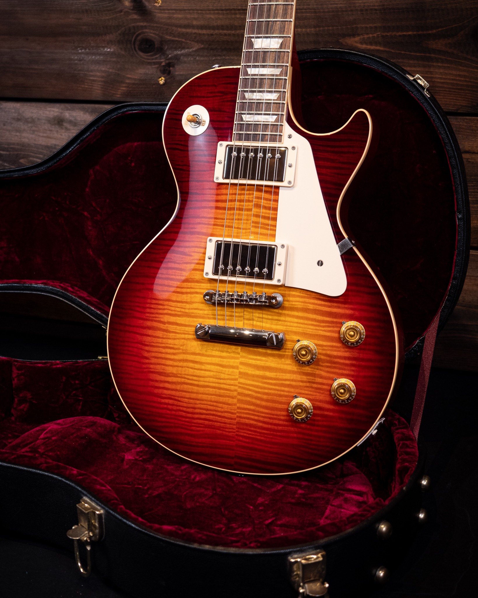 RARE 1 of 50 – 2003 Gibson Les Paul Standard in Antique Natural
