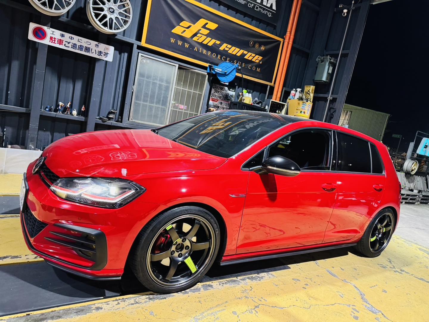 Cosmos自動車部品 - VW GOLF GTI MK7 RAYS TE37SL 各品牌鋁圈輪胎避震空力套件... | Facebook