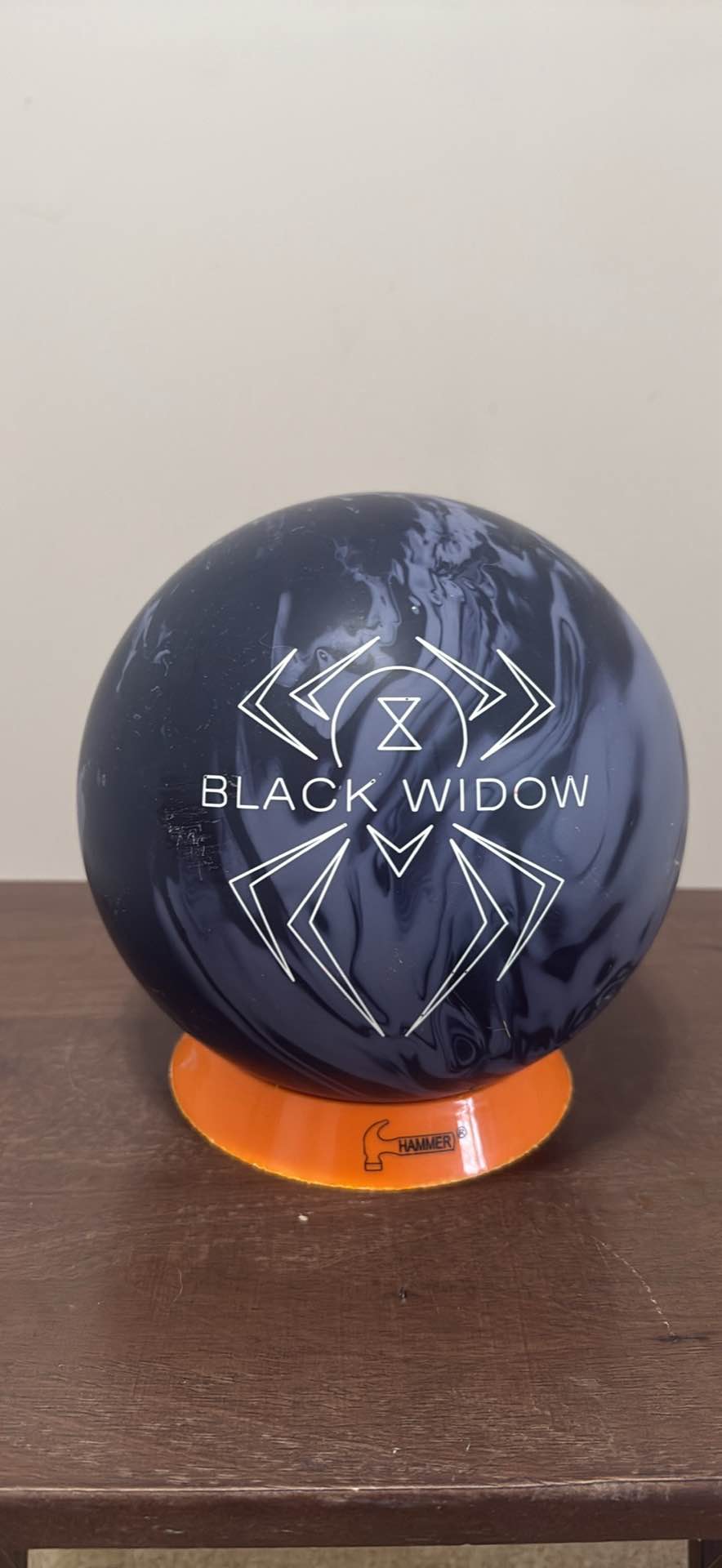 Hammer Black Widow Mania Bowling Ball – Undrilled, Asymmetrical