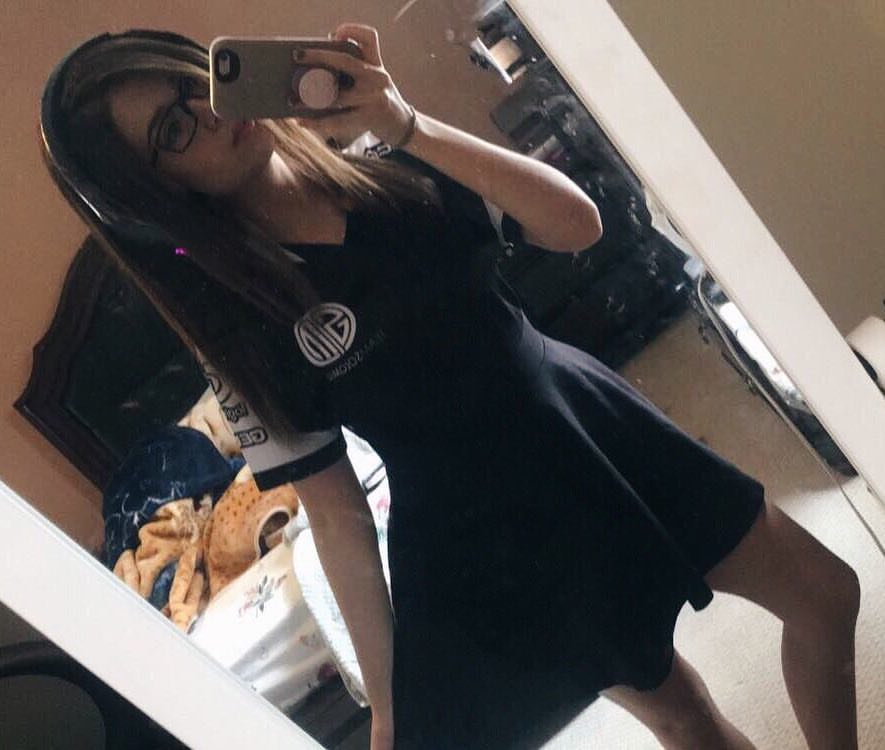 pokimane black dress Launchdate:2025-07-01 ✨ She's a classic Size:34H