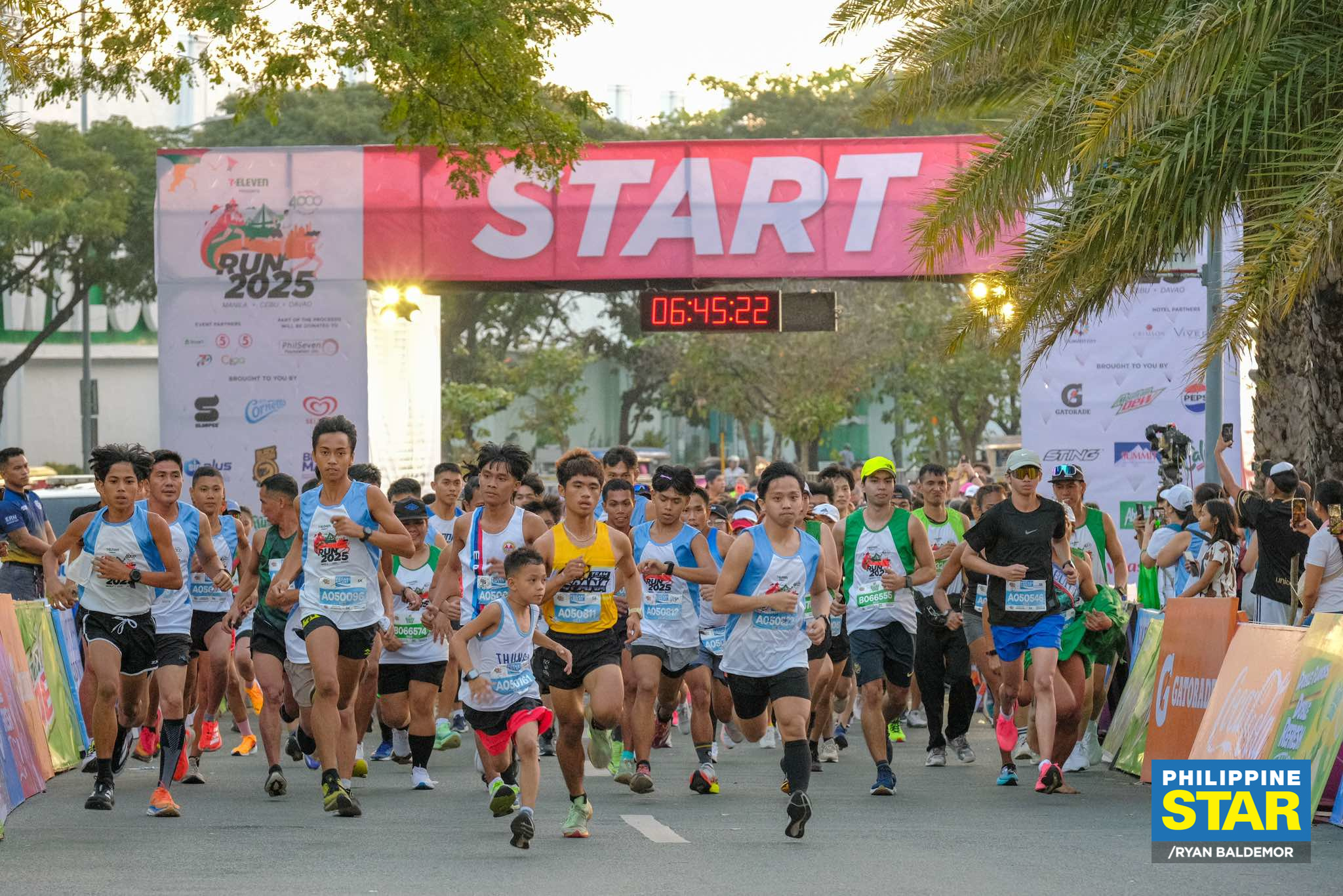 Philippine - Thousands of runners participate in the 7-Eleven Run 2025 ...