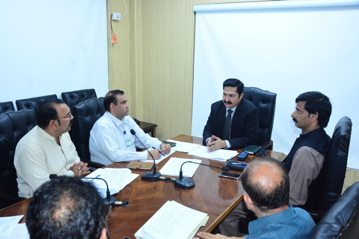awaz-e-gujrat
