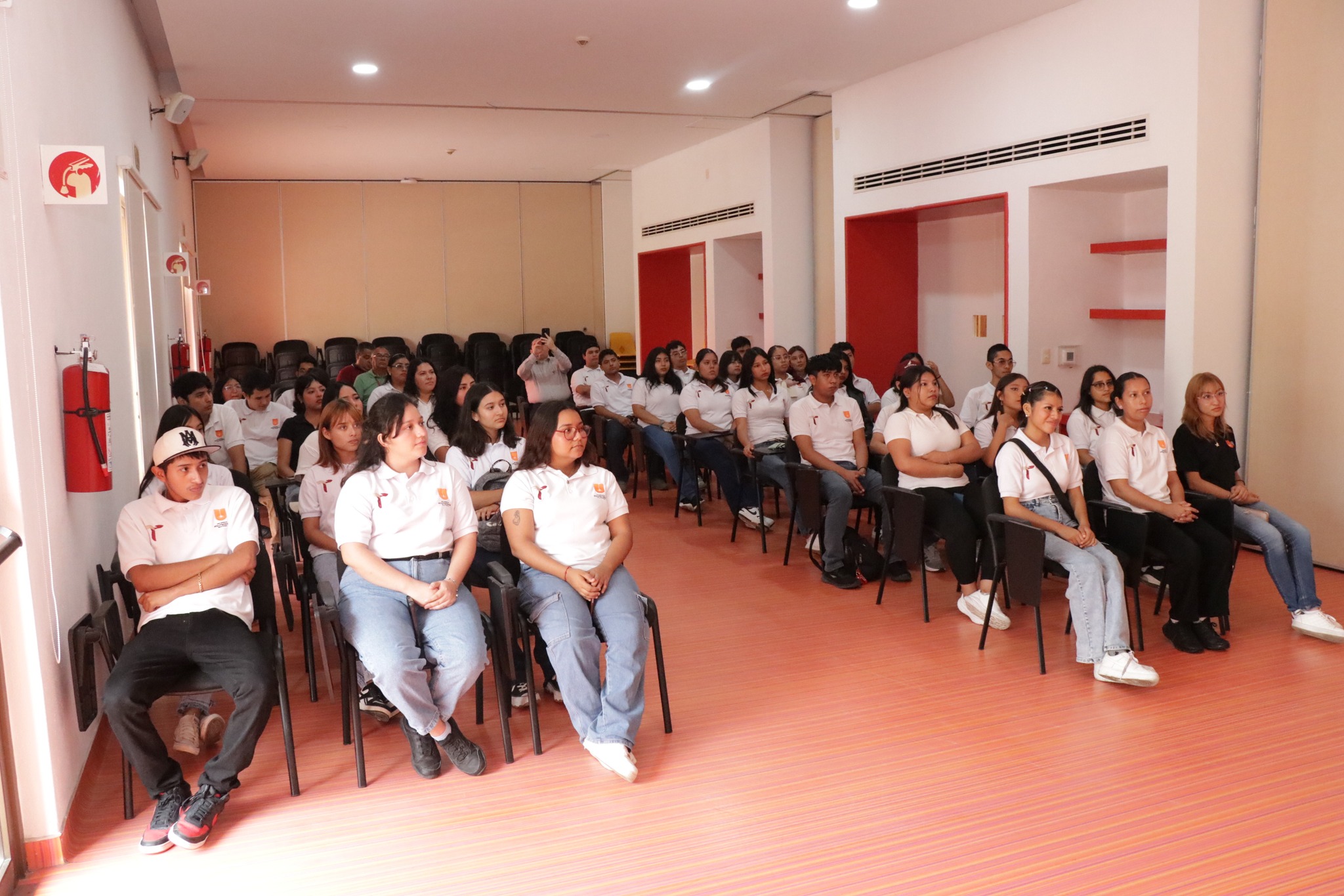 Universidad... - Universidad Politécnica de Altamira