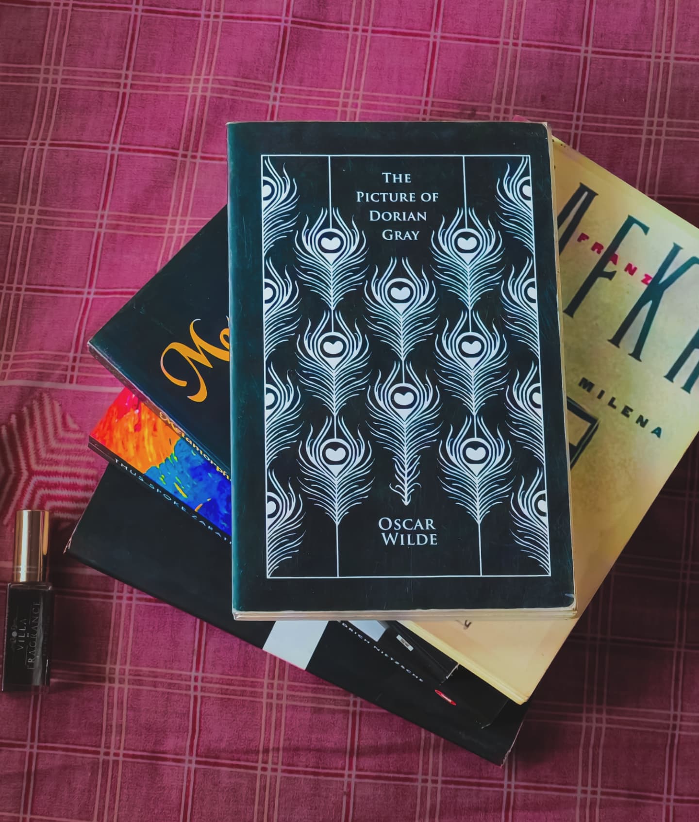 Bookish tales by Sourav | Dhaka