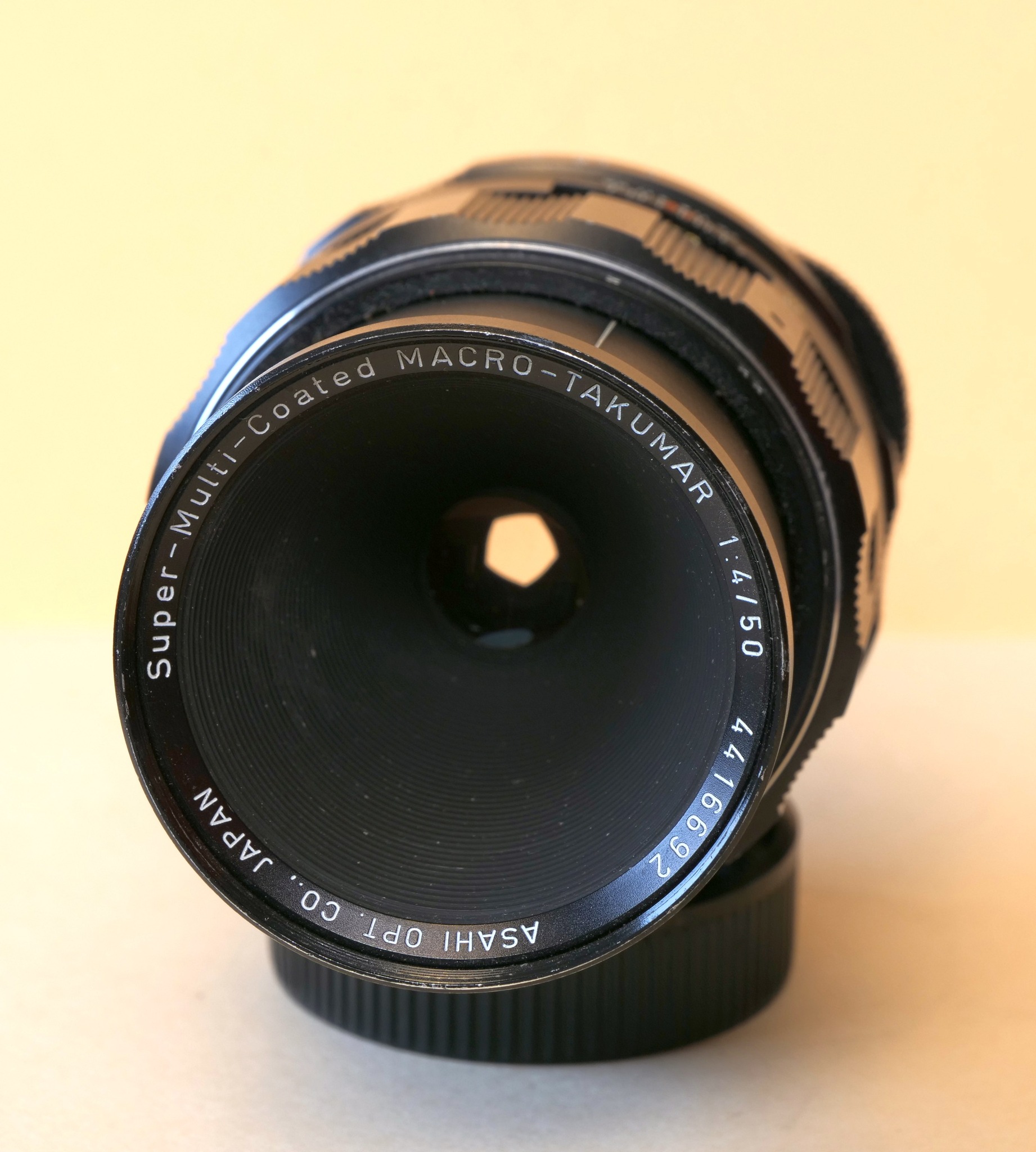 Macro-Takumar 1:4/50 lens review for close-up photography