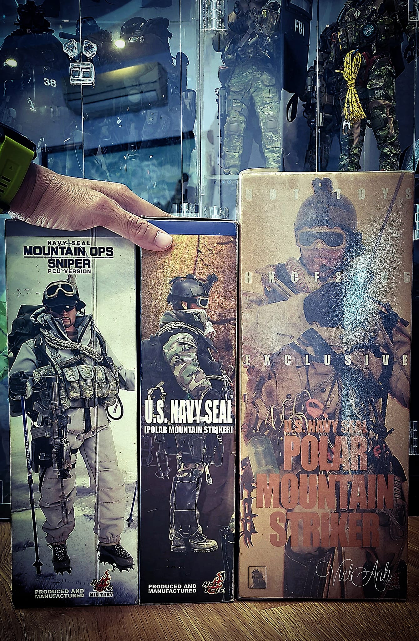 Hot Toys US Navy Seal Polar Mountain Striker figure customization