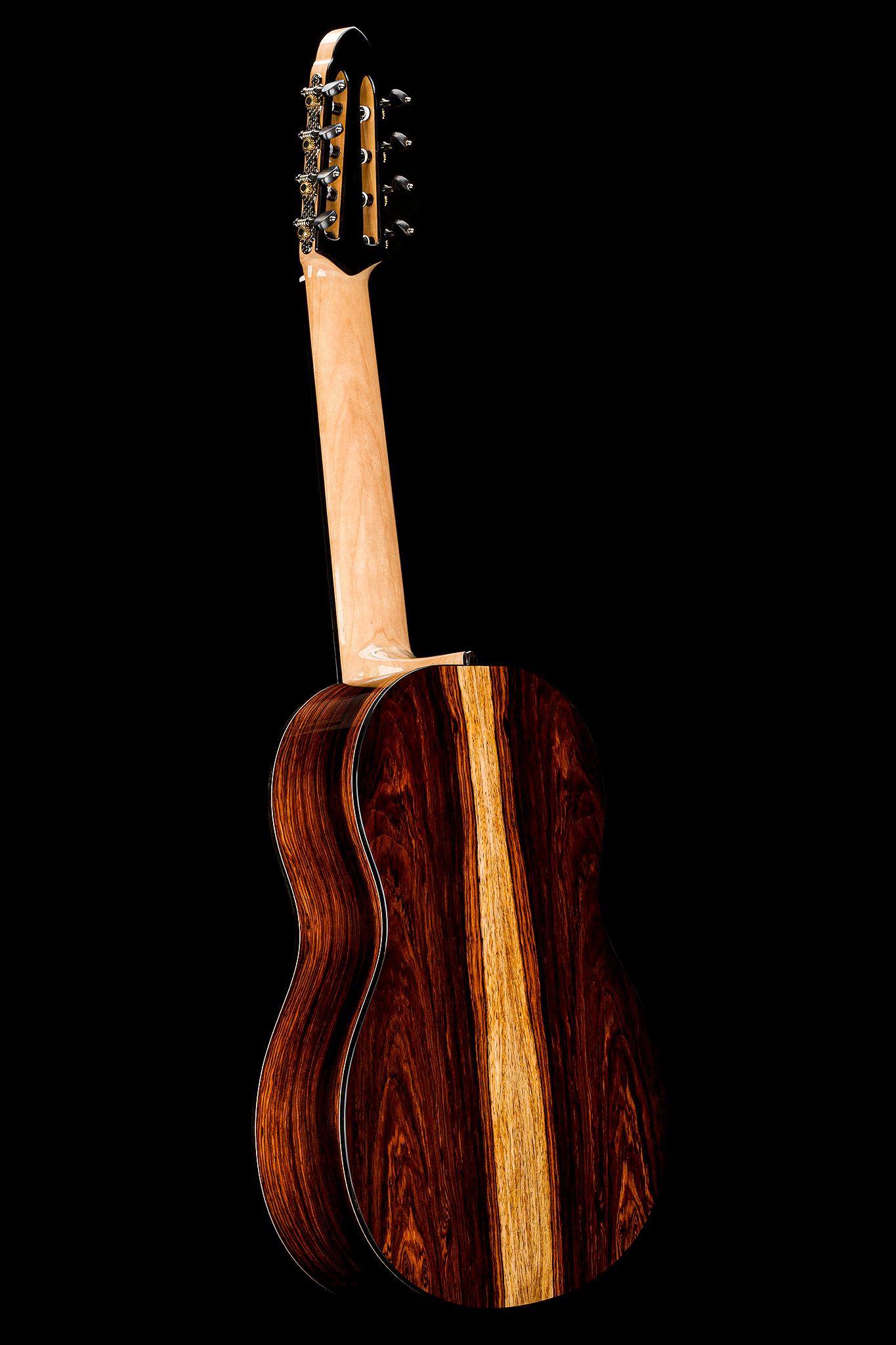 Discover the stunning Turkowiak Opus Prime 8-string classical