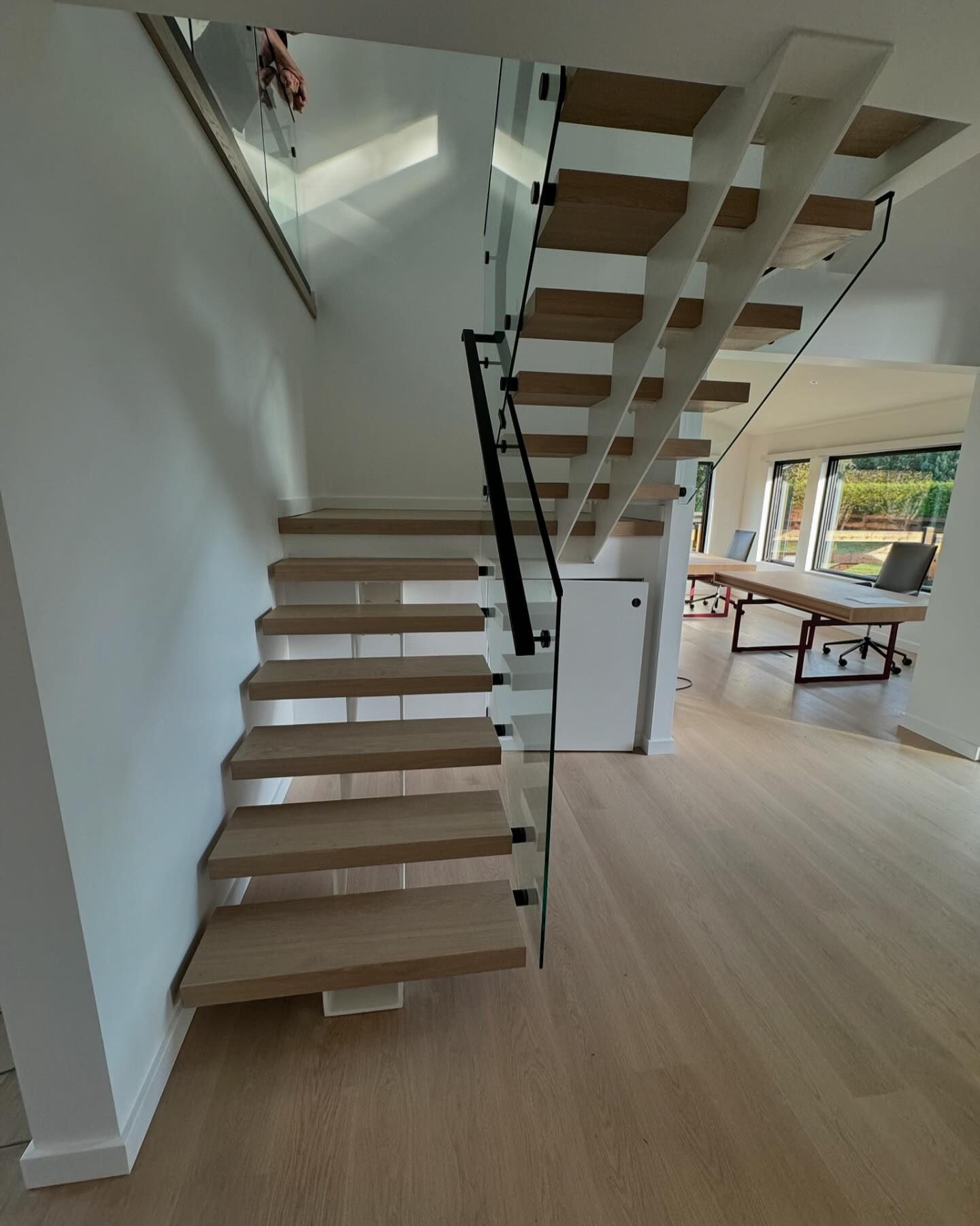 BC Modern Stairs + Glass added... - BC Modern Stairs + Glass