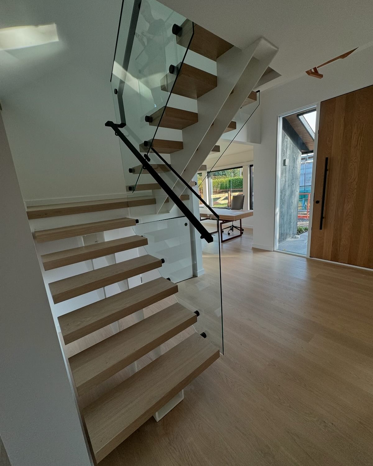 BC Modern Stairs + Glass added... - BC Modern Stairs + Glass