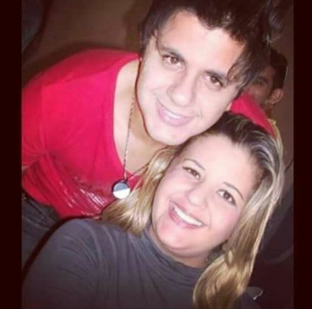 Crisllana - Crisllana added a new photo.