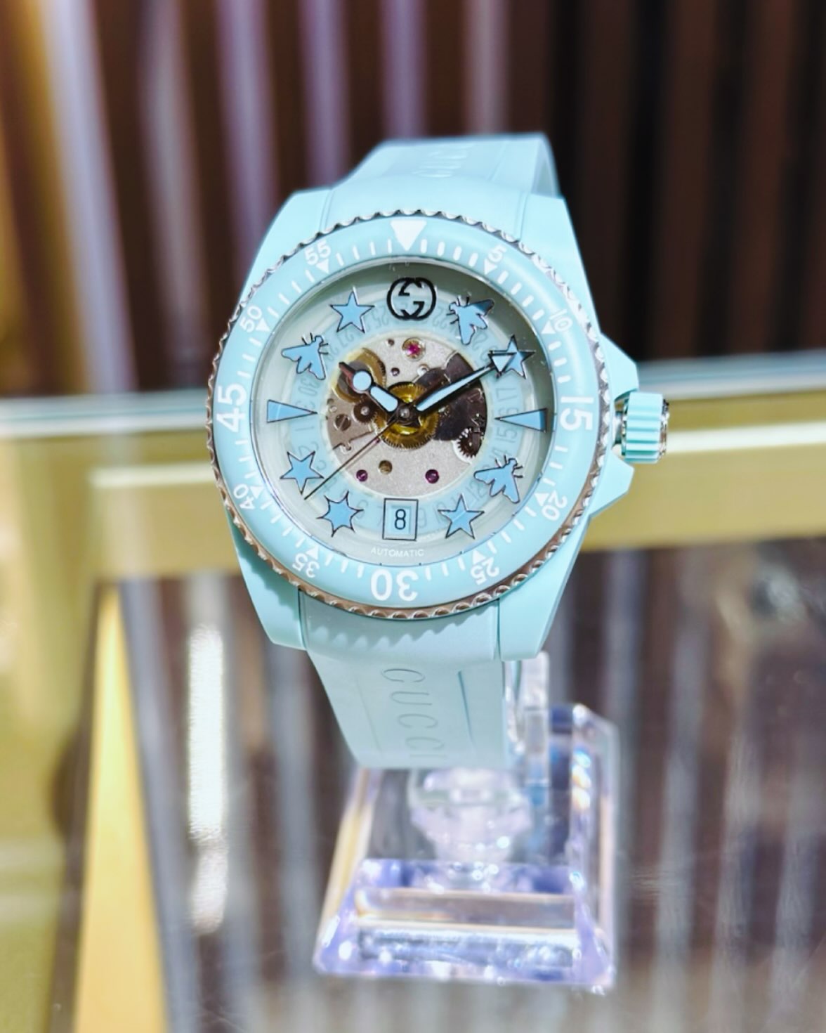 GUCCI】 DIVE 200m防水 /自動巻き/ SS×ラバー /新品 brand-new 大人気