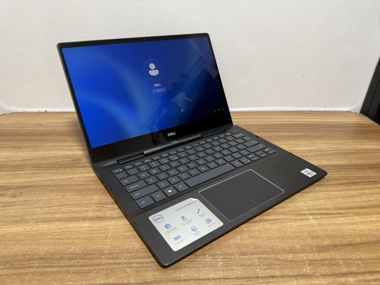 SOLD OUT) Dell Inspiron 7391 2-in-1 Laptop Core i5 10th gen
