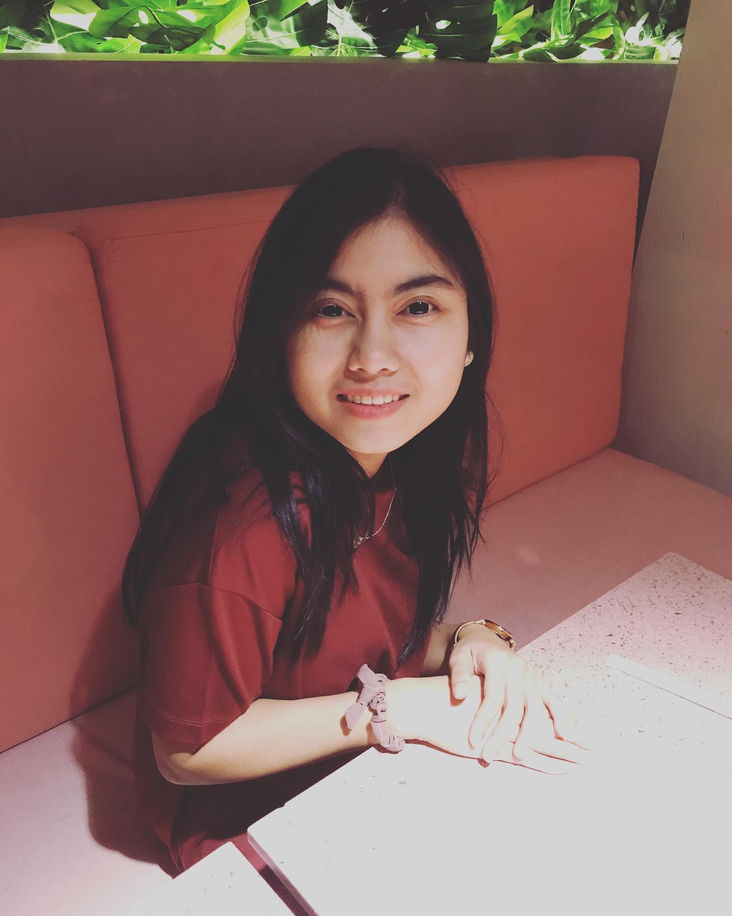 angribet_a_good_listener