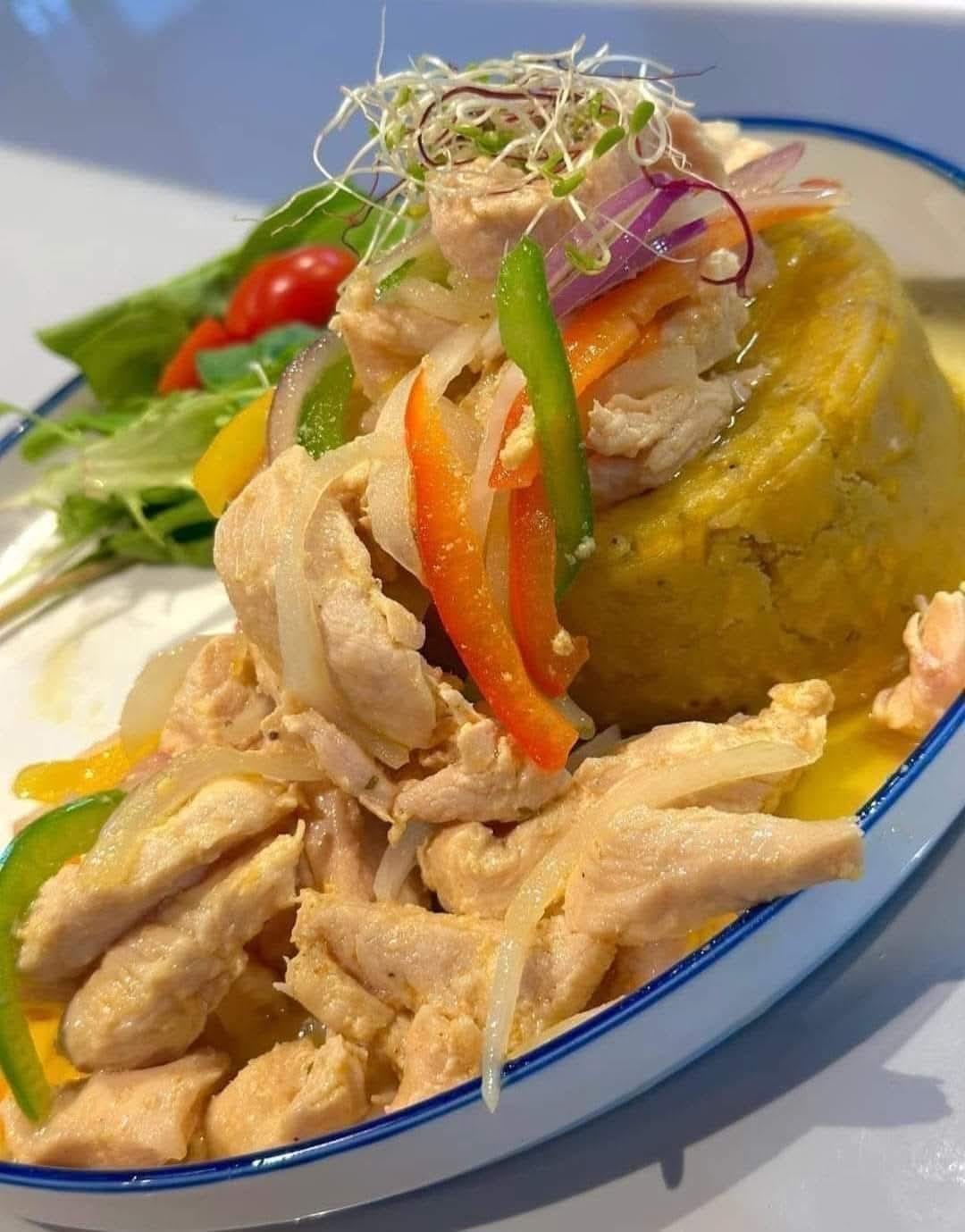 La - Especial de martes!! Mofongos rellenos de pechuga!!! $12.00 ...