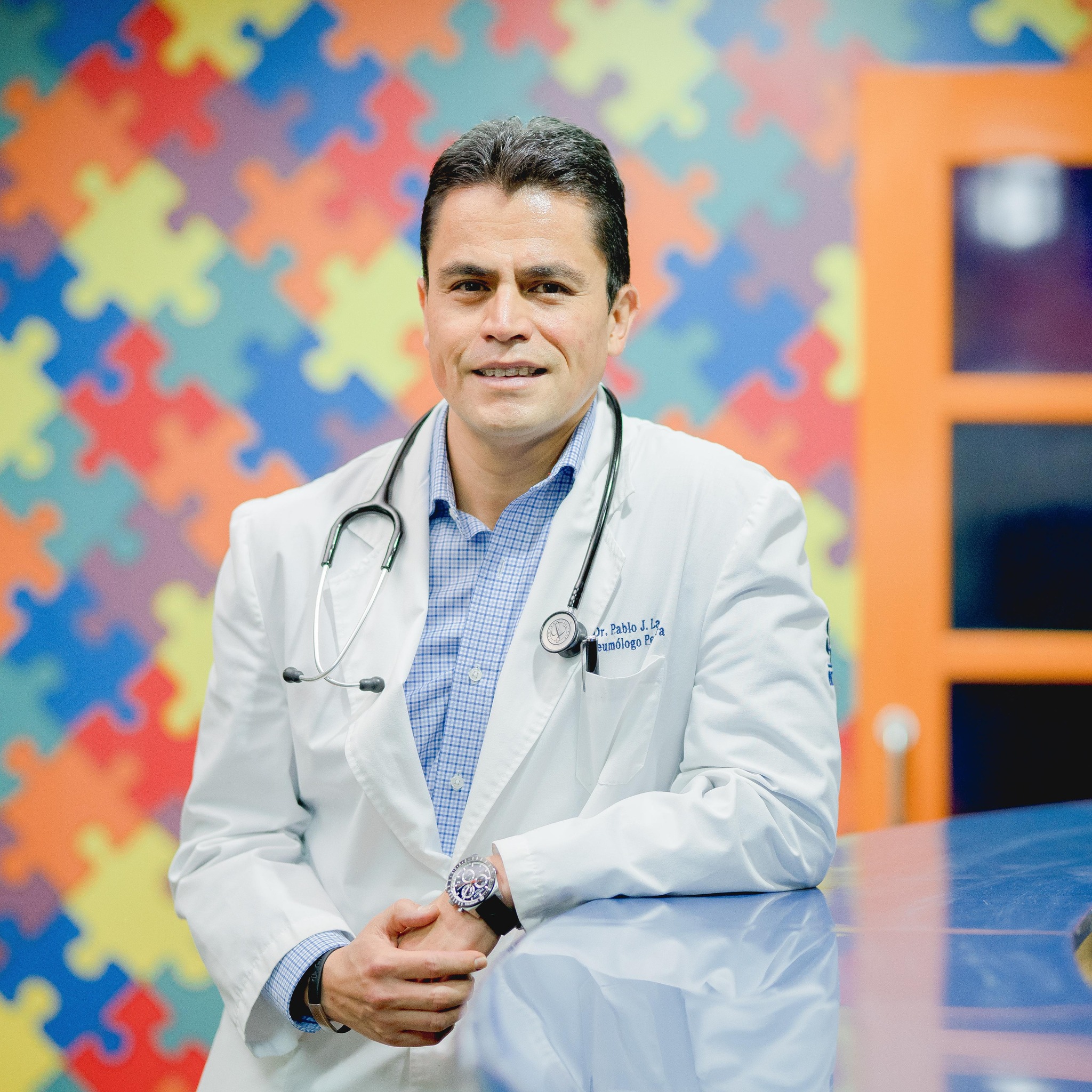 Dr. Pablo Larios,... - Dr. Pablo Larios, Neumologo Pediatra