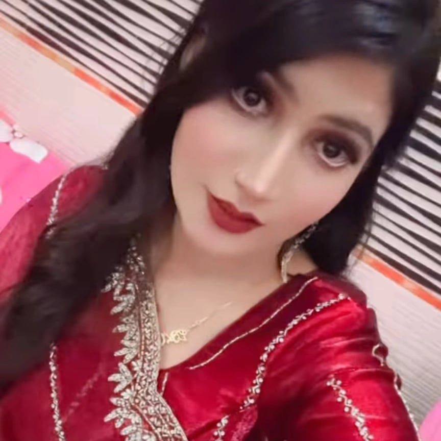 Muskan Khan on Reels