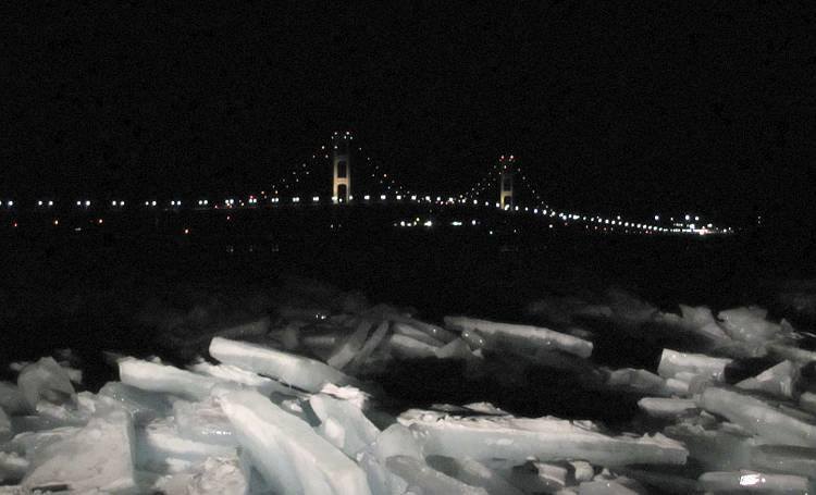MightyMac.org - This photo of the Mackinac Bridge with the ice windrow ...