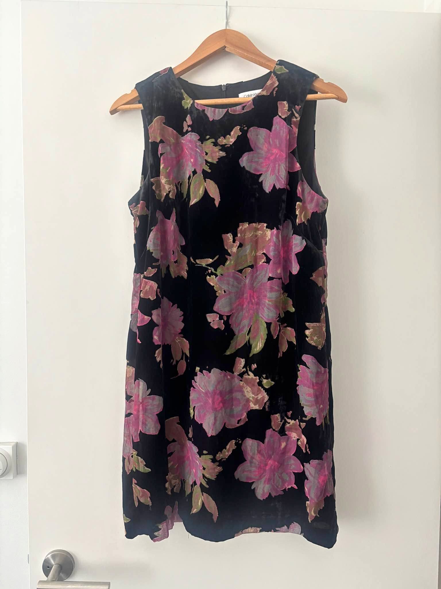 beads dresses BABEYOND La Revue NèGre Beaded Hem Evening Gown, Evening Gowns, Black / Dark Gold SOLMAR Women's Loose Fit 24sale30 尺寸:XL Structured bodice for enhanced