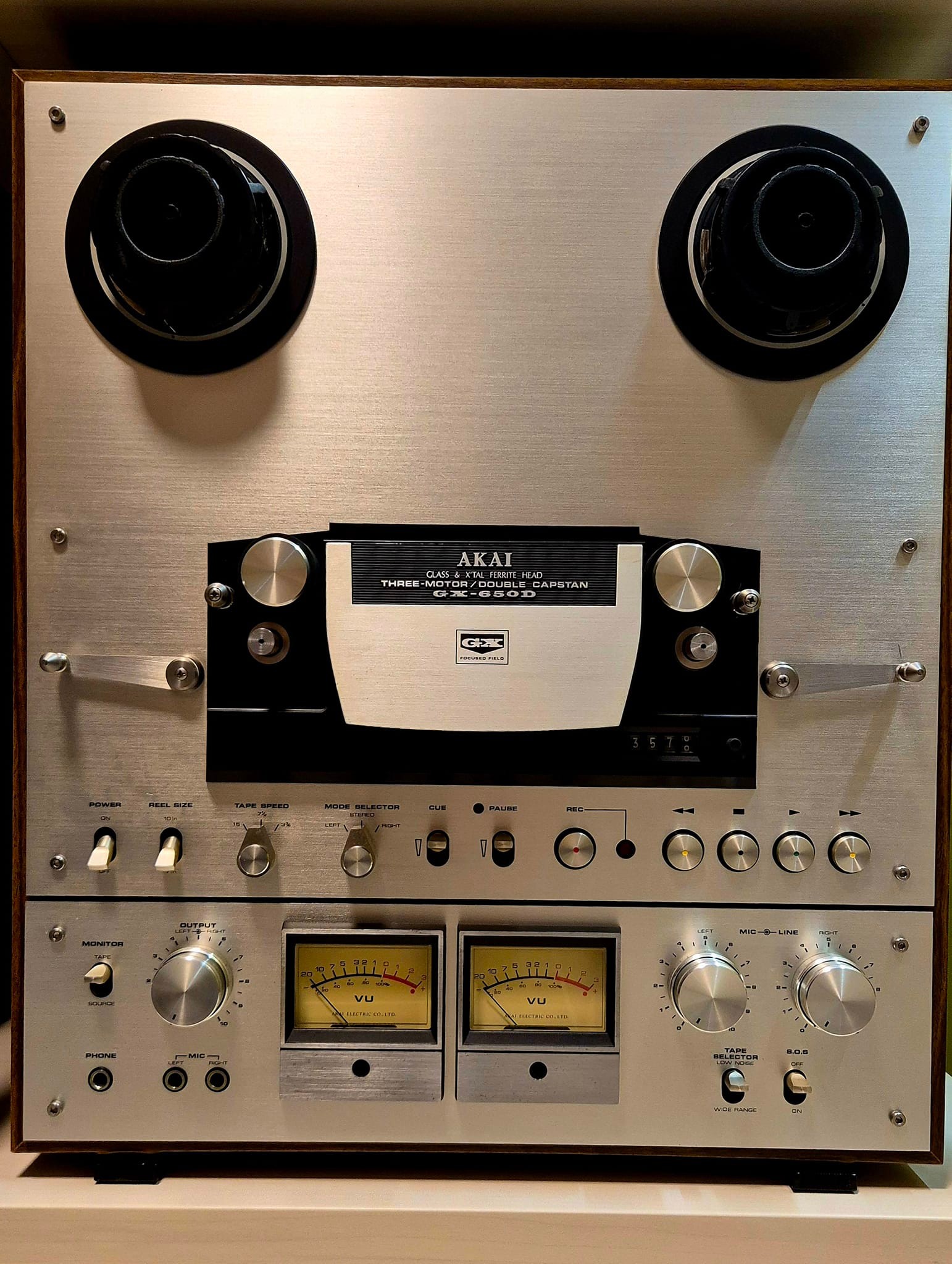 Akai GX-912 cassette deck specifications