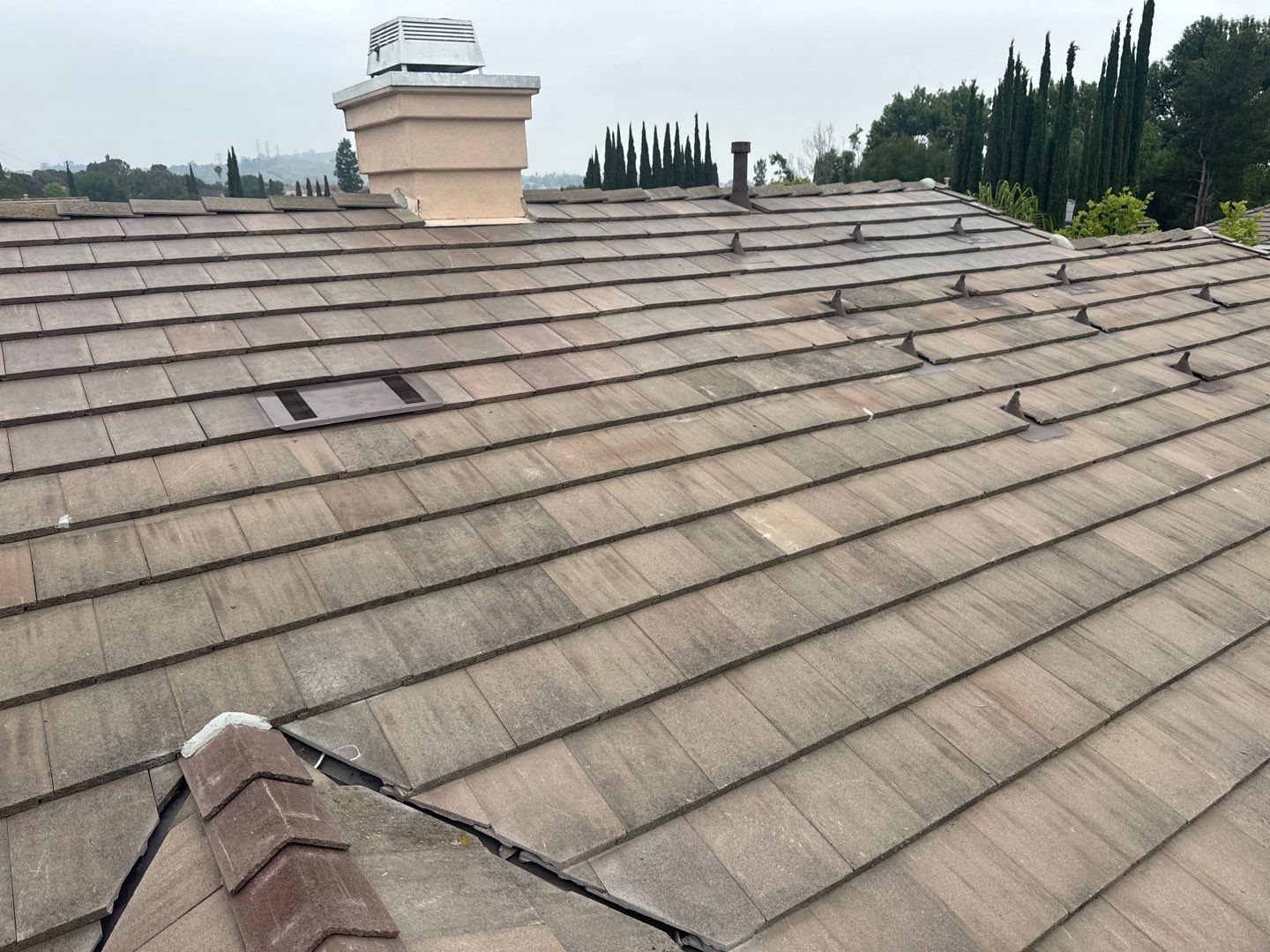 Roof Pro - Tile lift & relay A tile lift and relay is...