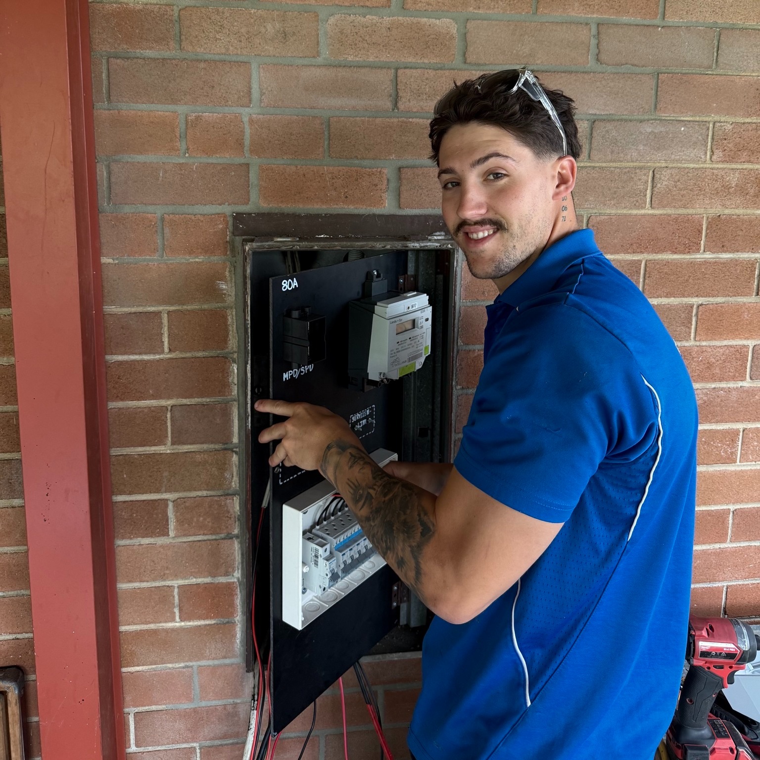Ruttley Services - Plumbing and Electrical
