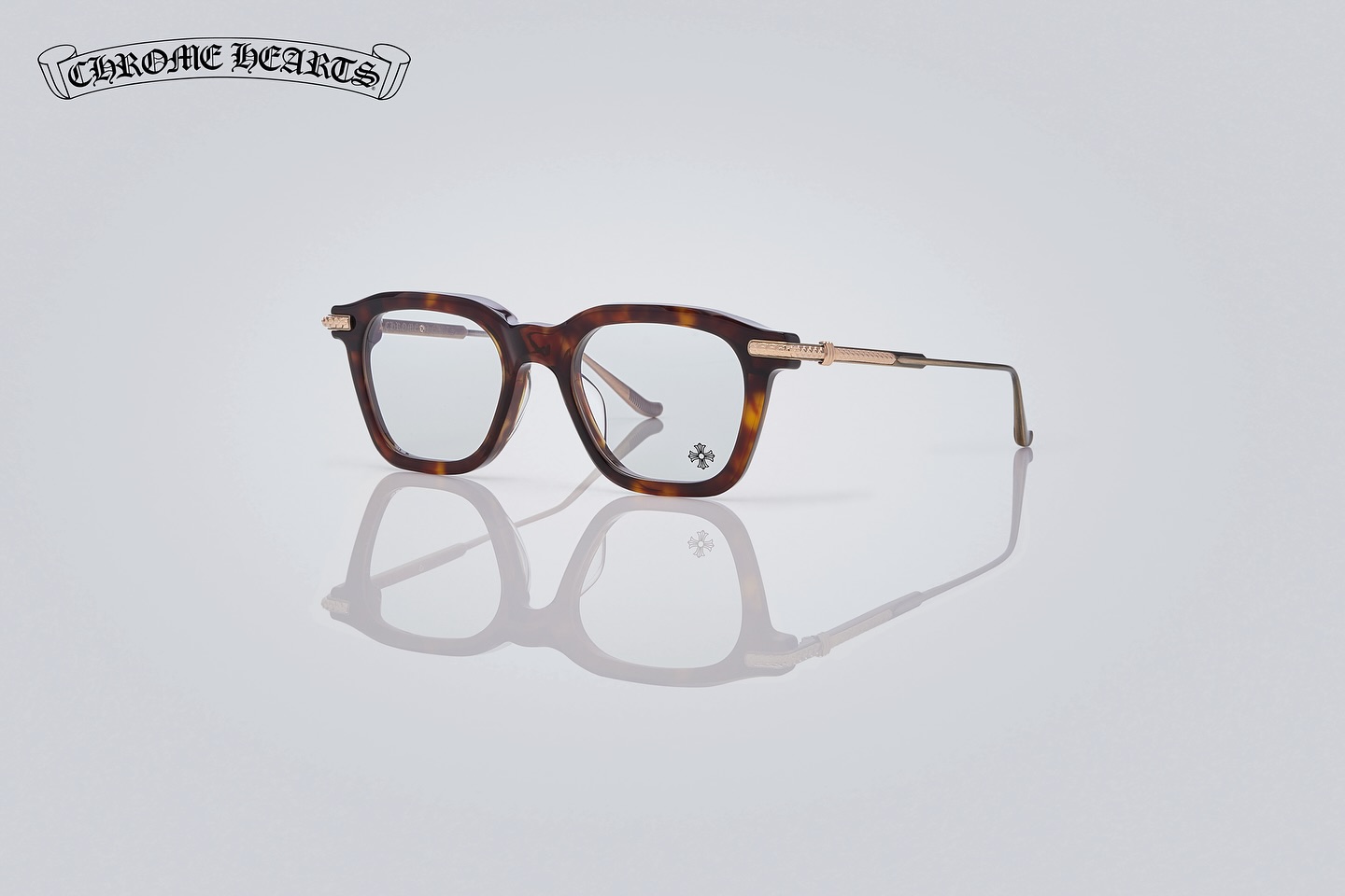 A perfect blend of boldness and elegance: Chrome Hearts optical 