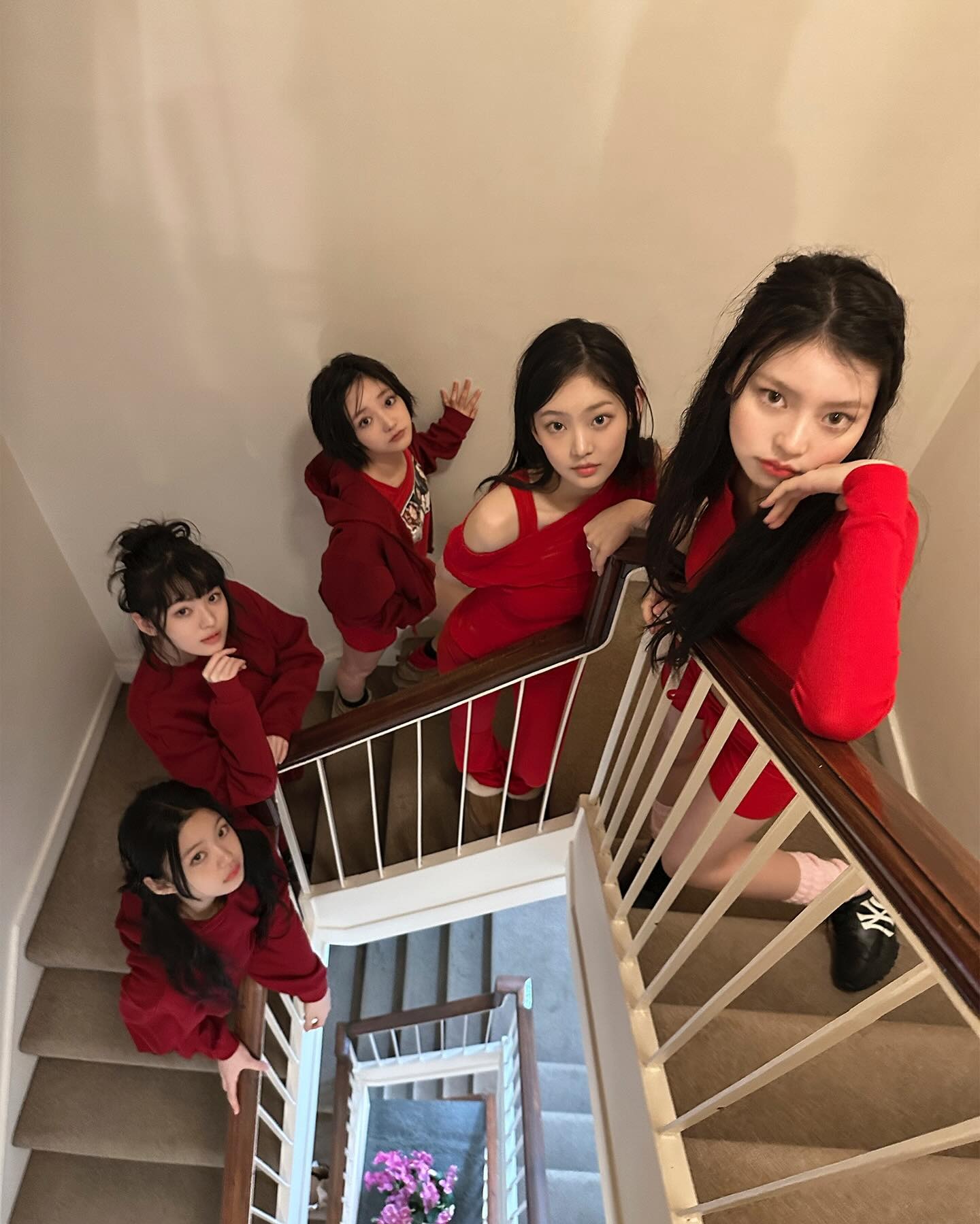 KiiiKiii The 1st EP [UNCUT GEM] NO JAM NO LIFE 🔗 kiiikiii.kr