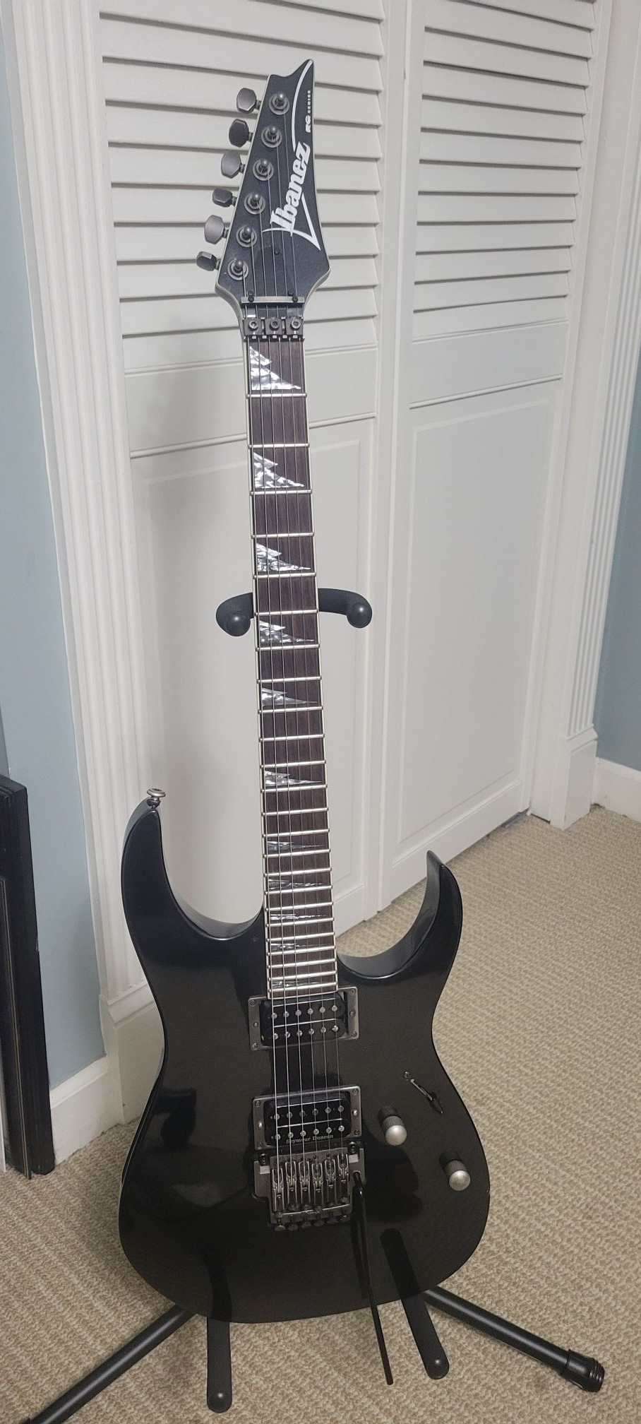 Ibanez RGT42DX with Seymour Duncan pickups upgrade review