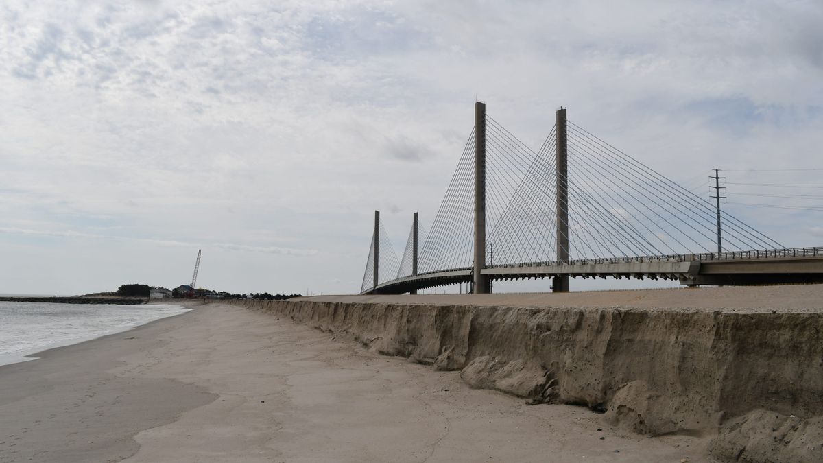 Delaware - See the photos: The beach is located on the north side of ...