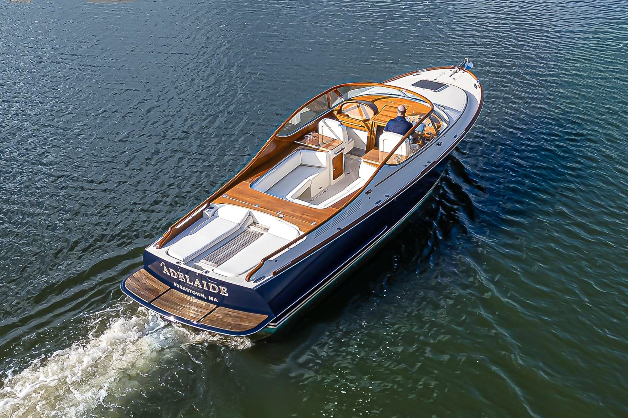 Hinckley - Weekend wish - the stunning, classic Hinckley Runabout 34 ...
