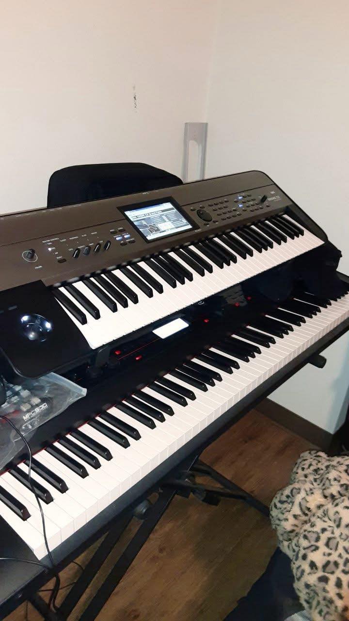 Korg T2: 76-key synth with twin MIDI implementation