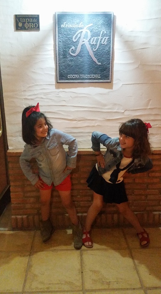 Las modelos del rincón. - Restaurante El Rincón de Rafa