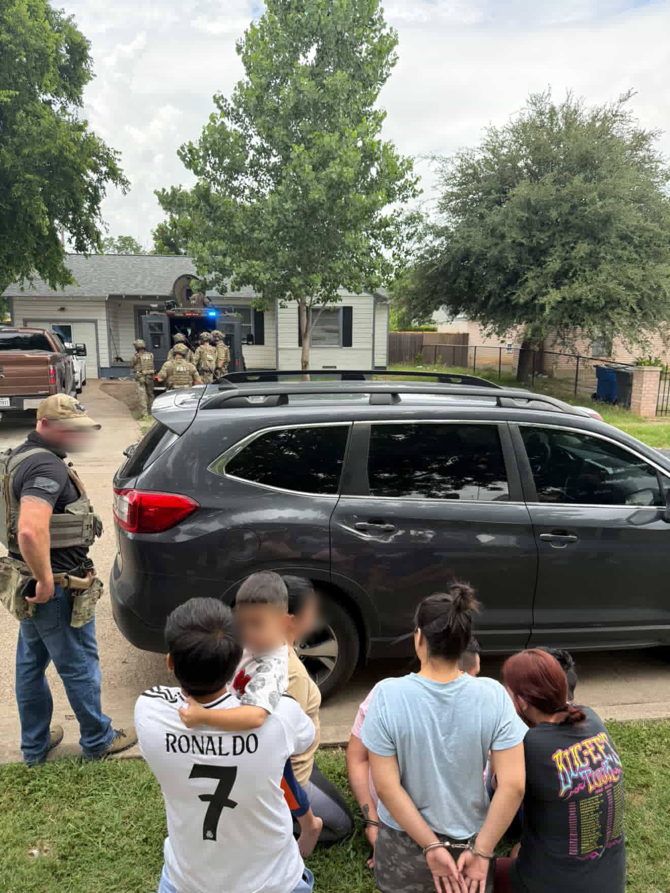 US Border Patrol Laredo Sector - #USBP Hebbronville agents prevent a ...