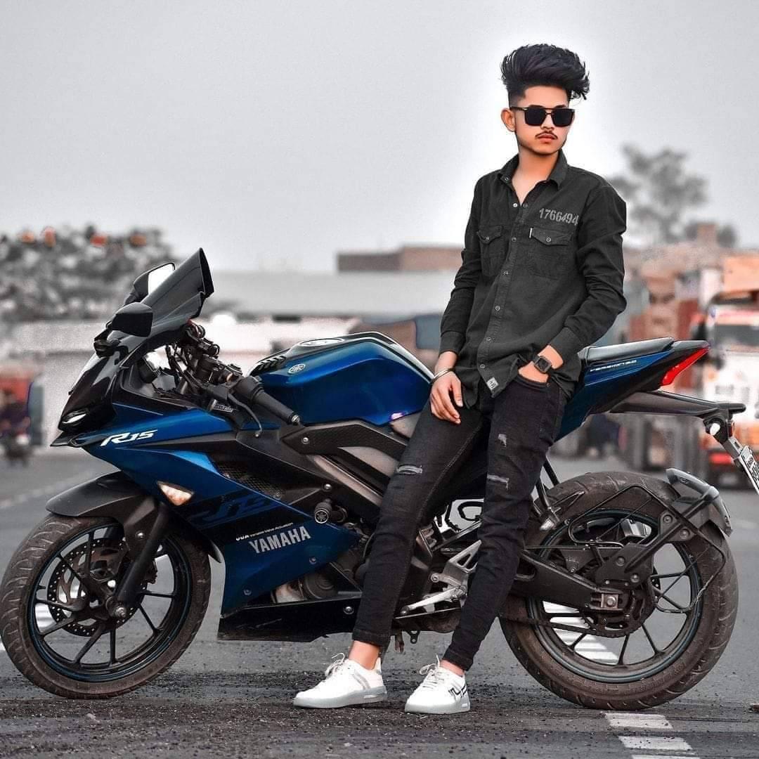 Alex Raj