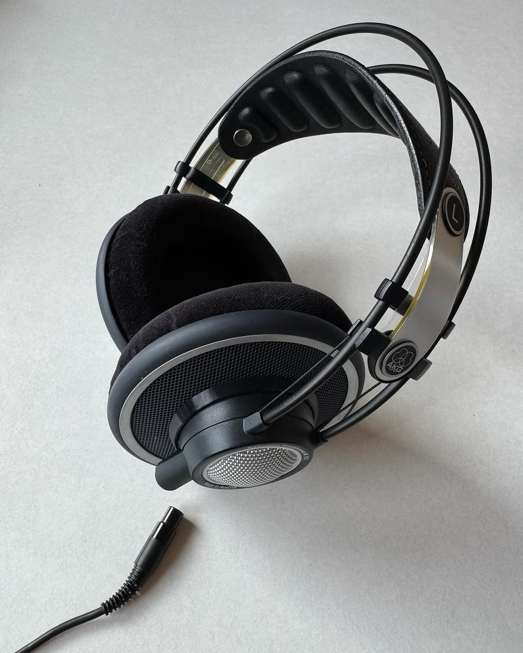 Modded AKG K612 headphone sound improvement