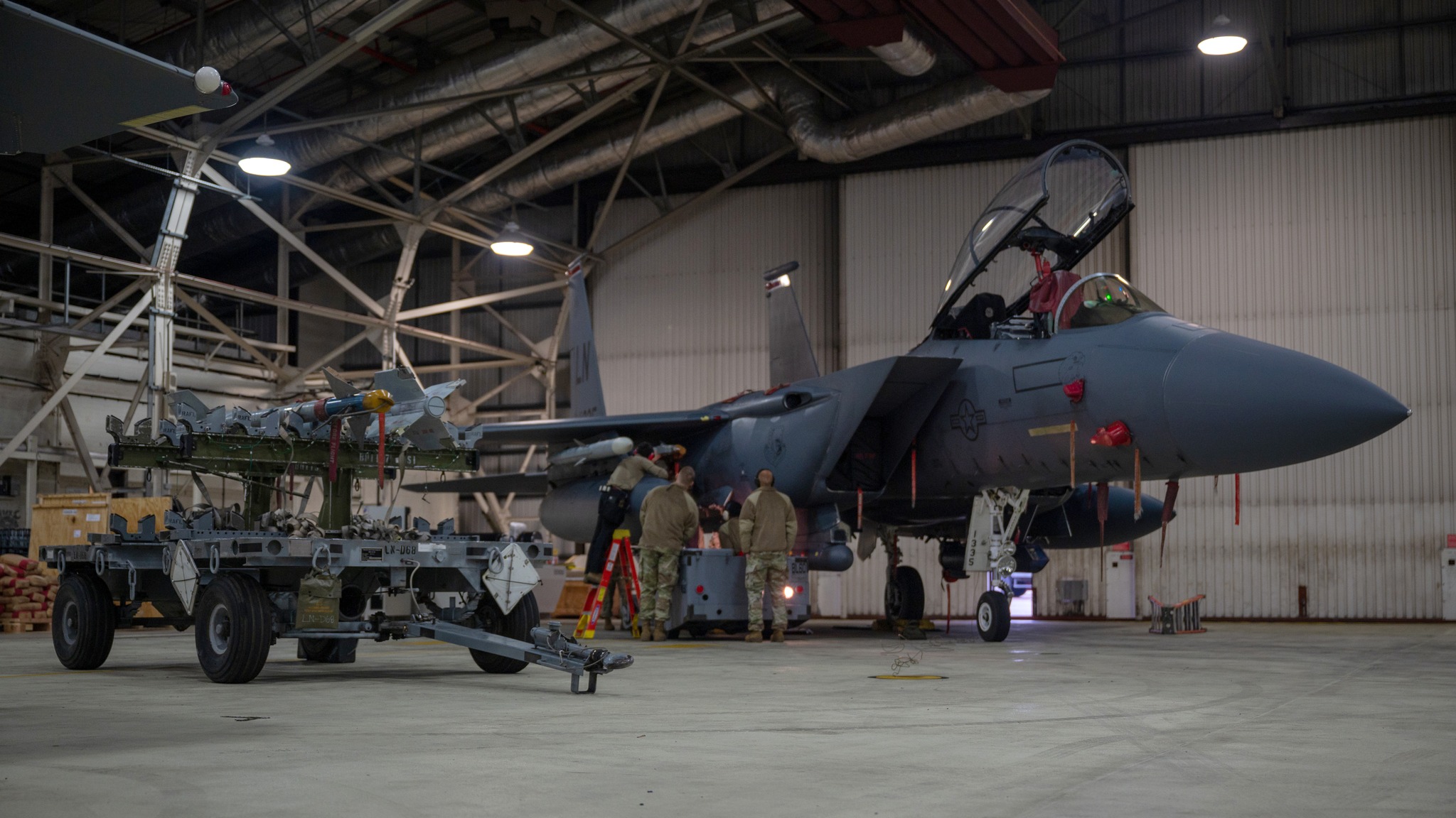 Airman - U.S. Airmen assigned to the 494th Fighter Generation Squadron ...