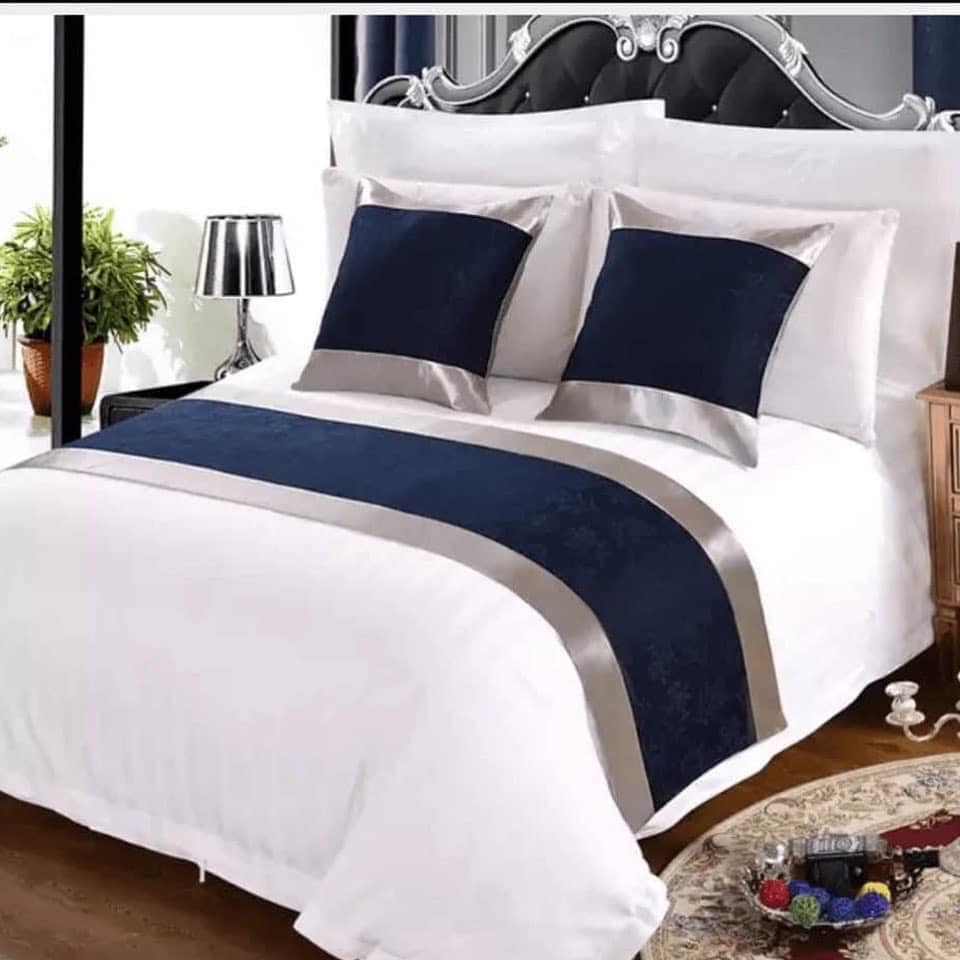 Wauchope Tartan Crest Bedding Set - Golden Thistle Style