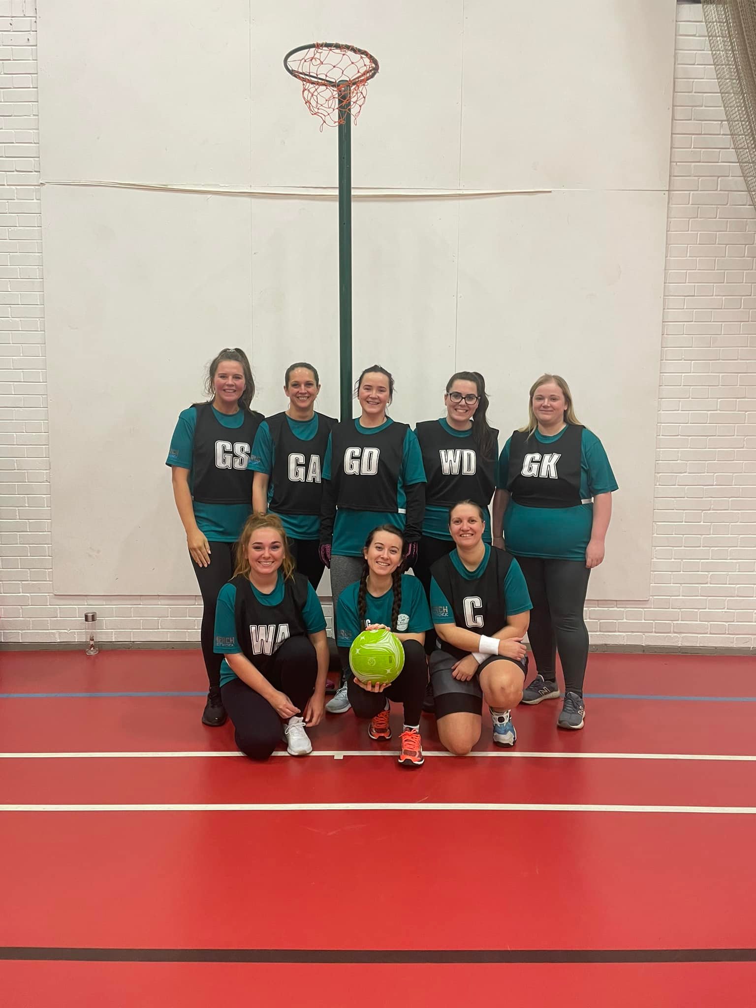 Orrell roses netballers added a... - Orrell roses netballers