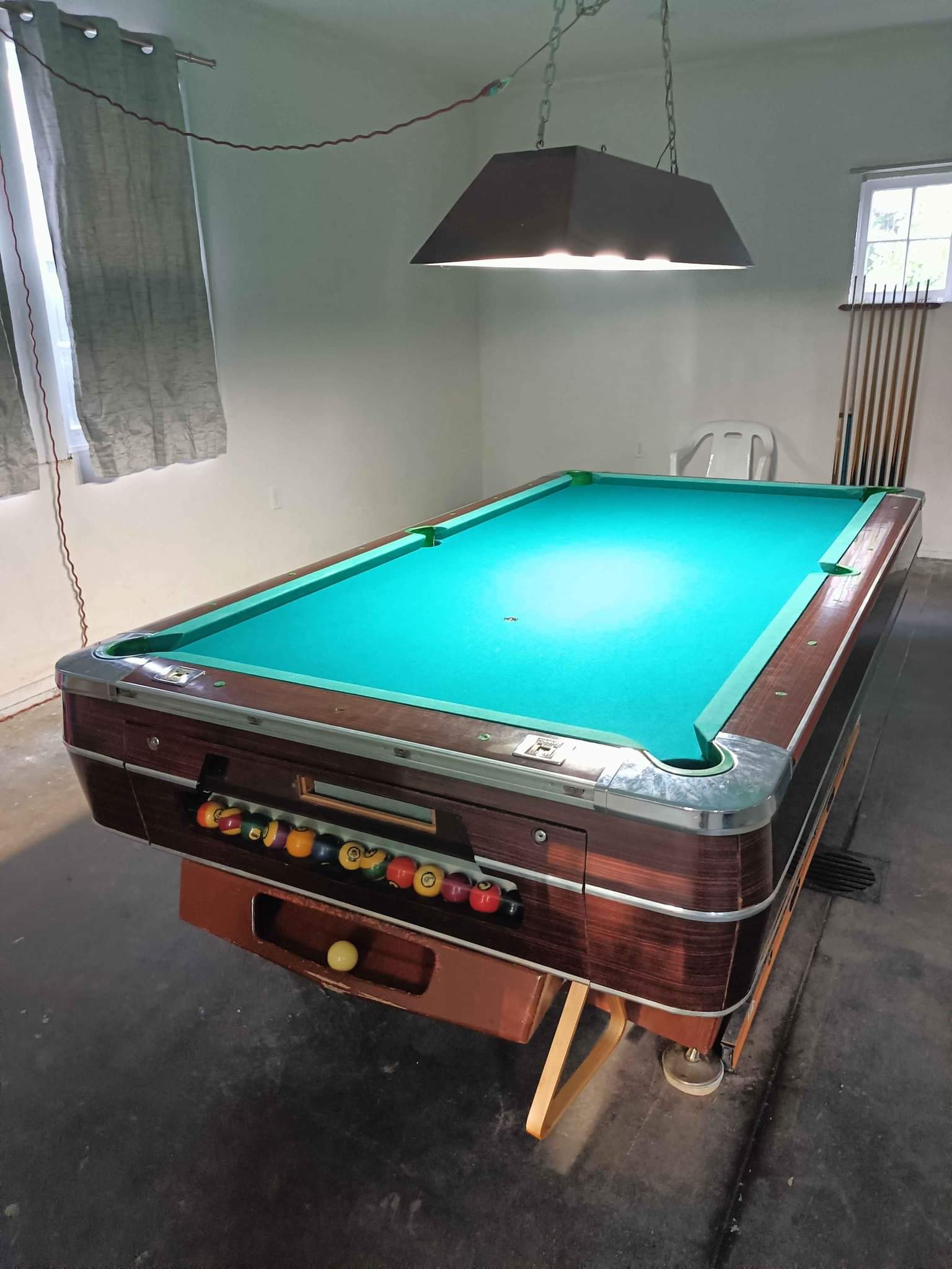 Bar box pool table with ball return - Billiard Tables - Hanover ...