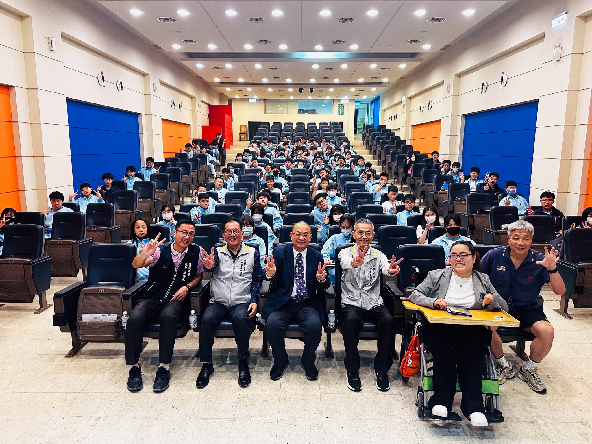天主教恆毅高級中學 - 天主教恆毅高級中學 added a new photo.