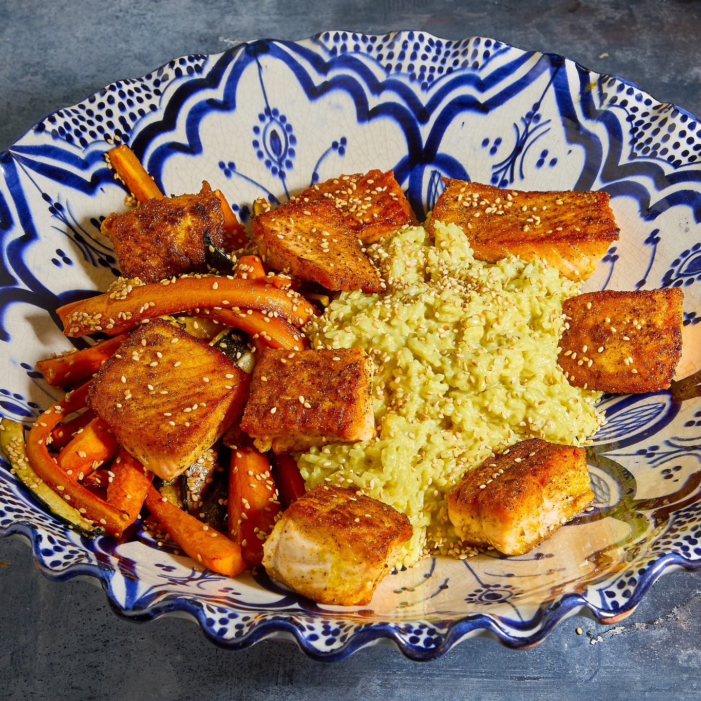 Skagenfood - Sprødstegt laks med kokosris, karamelliserede gulerødder ...
