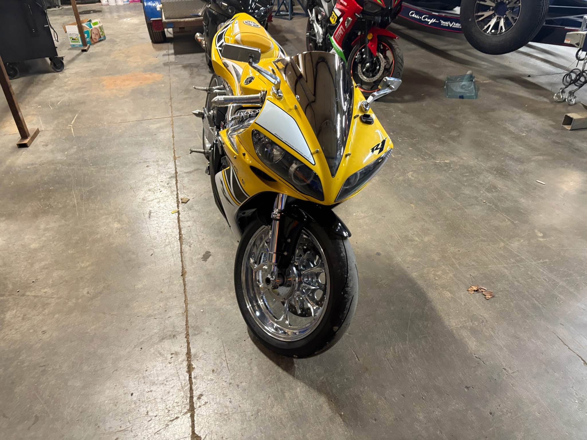 2005 Yamaha R1 Stretched w/ Nitrous - Motorcycles & Scooters ...
