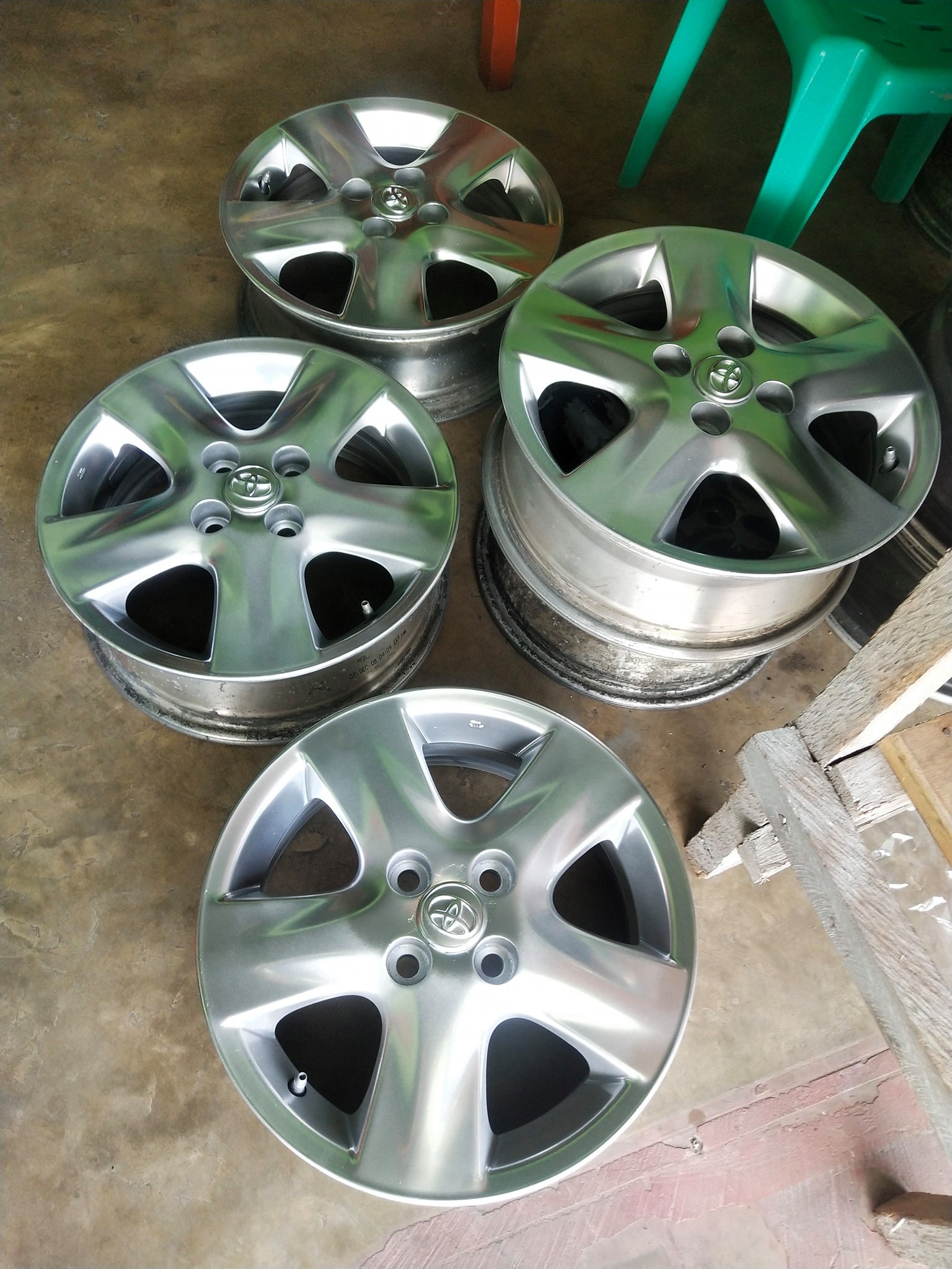 Tiretech Tire & Autosupply | San Carlos City