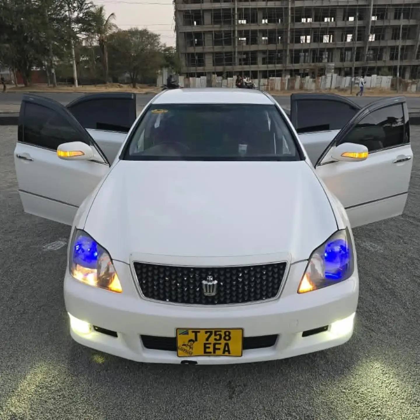 TOYOTA CROWN ATHELETE🔥 Bei 17.8million Tu Iko Mwanza Gearbox Safi