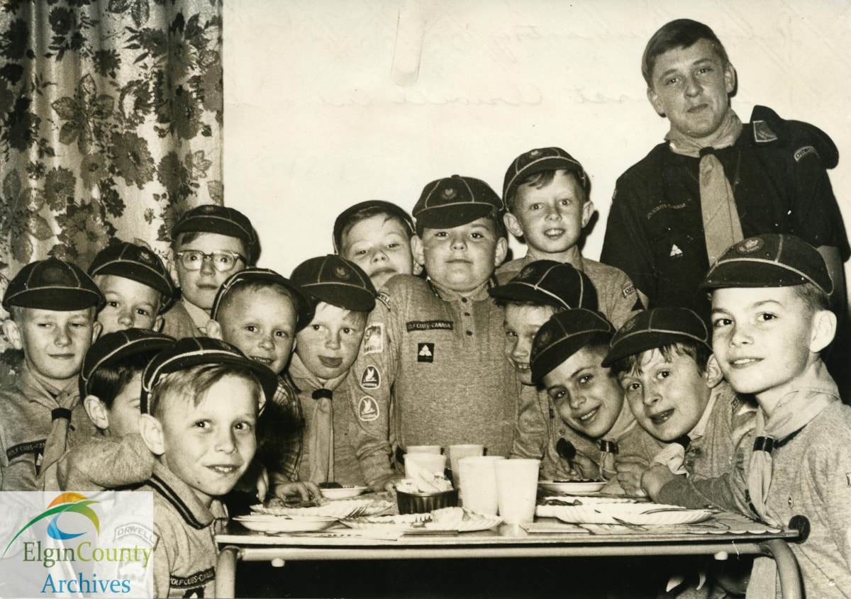 Elgin - This photograph shows members of the Orwell Cub and Scout Group ...
