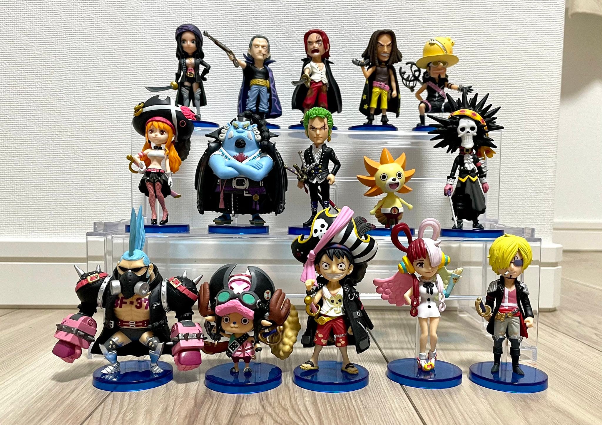 One Piece Film: Red Premium WCF Volume 1 & 2! 🔥 ©️ ラッキーT