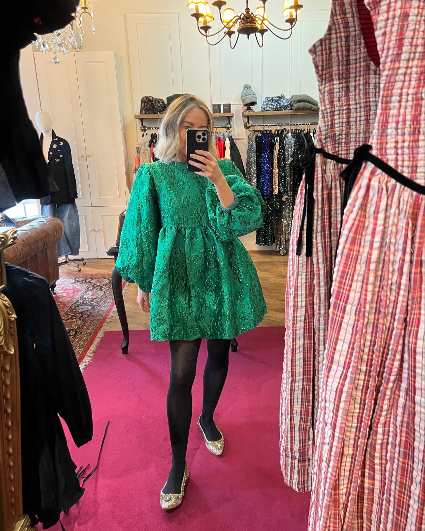 sister holiday dresses Getting Christmas party ready with our fabulous new range of Jane 😍 . . . #sisterjane #sisterjanedress #greendress #dress #xmasparty #xmas #xmasdress #greenshortdress #ootd #ootn #leighonsea #leighonseashopping #leighonseabusiness WeDo