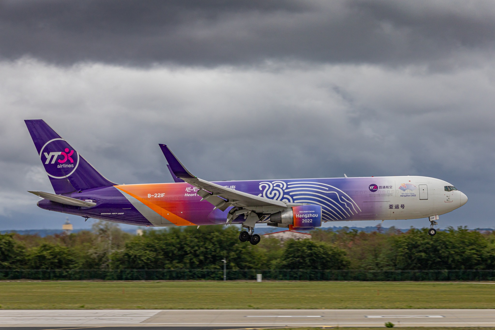 YTOカーゴ B763F 1/400 XX40069 YTO Cargo Airlines 圆通航空 B767-300(ER)(BDSF) B-221F