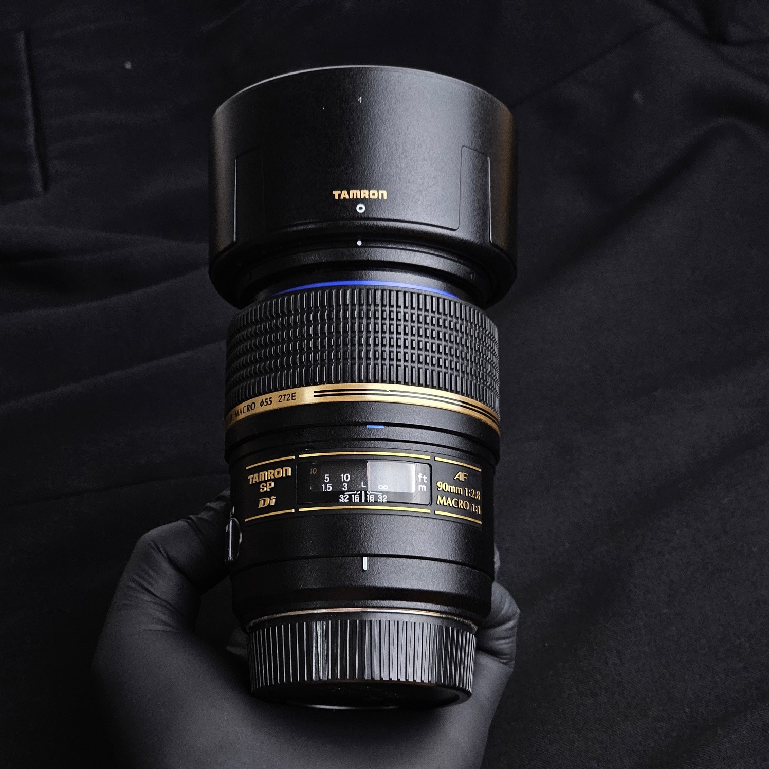 Tamron AF 90mm F2.8 For Nikon F Mount Price: 13,000 Macro 1:1